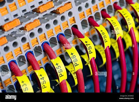 pictures of jumpers in junction box|electrical jumper wire.